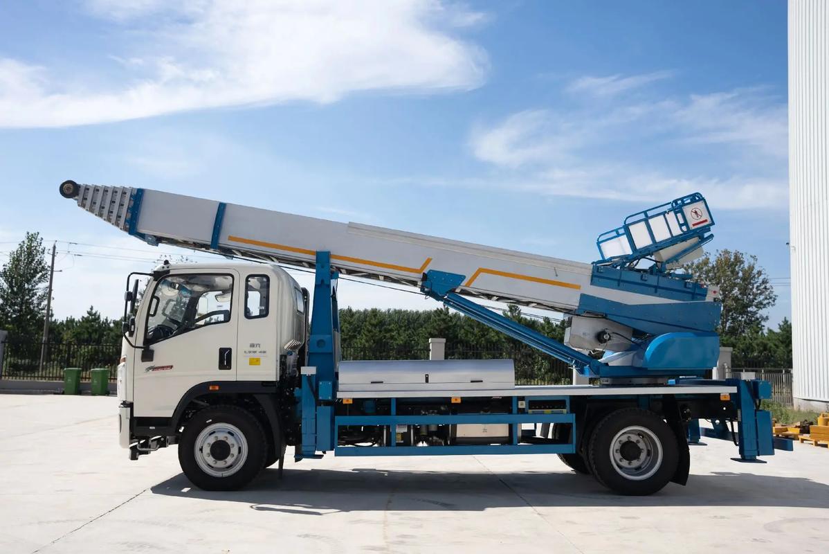 浩口镇云梯上料车租赁费用